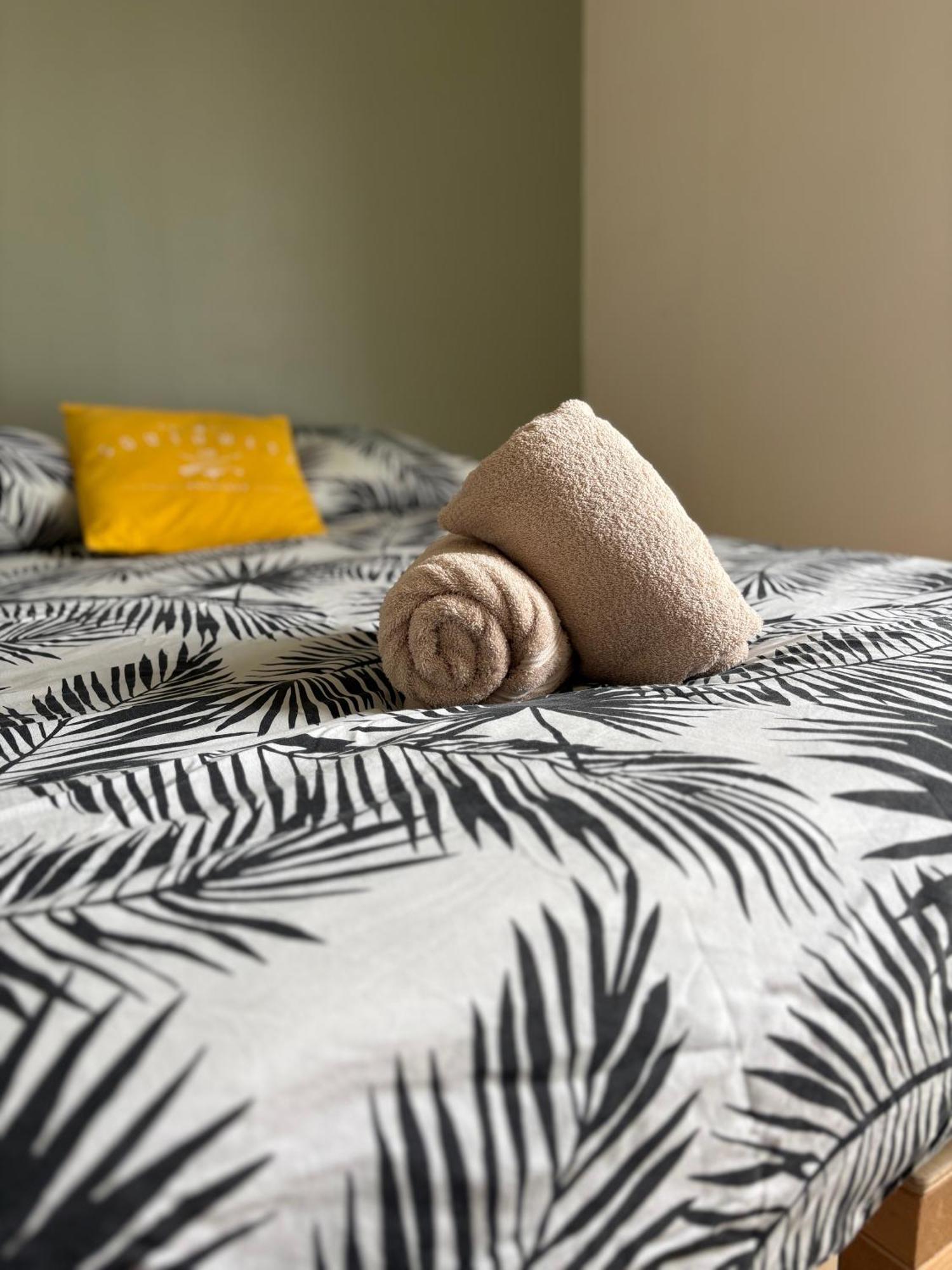 Riante Colline House Apartment Анси Екстериор снимка